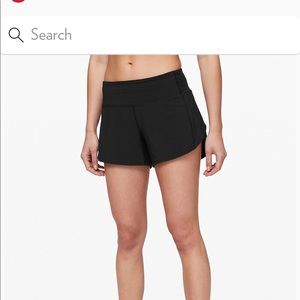 Lululemon Black speed up short 4” size 6